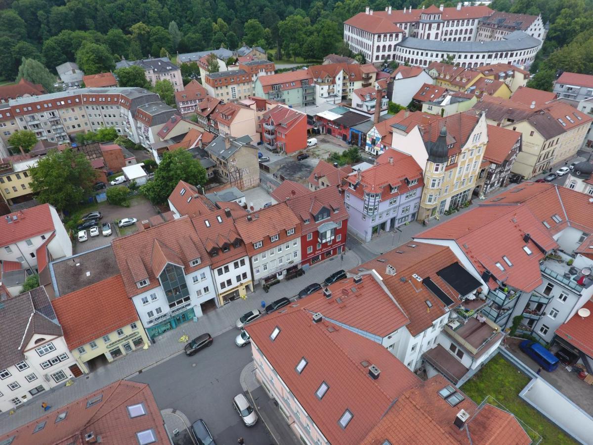 Pension Villa Colosseo Im Herzen Von ไมนิงเงิน ภายนอก รูปภาพ