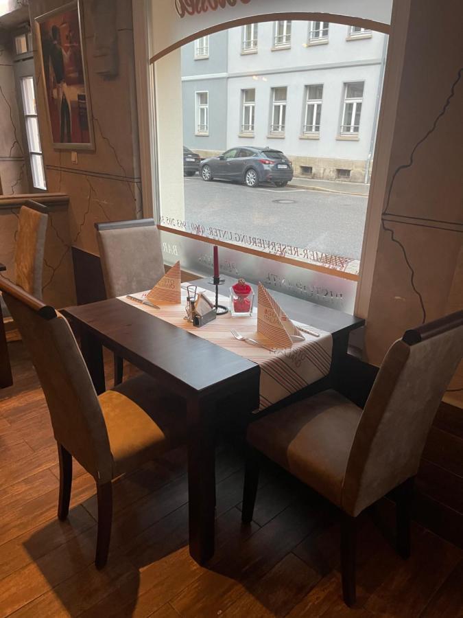 Pension Villa Colosseo Im Herzen Von ไมนิงเงิน ภายนอก รูปภาพ